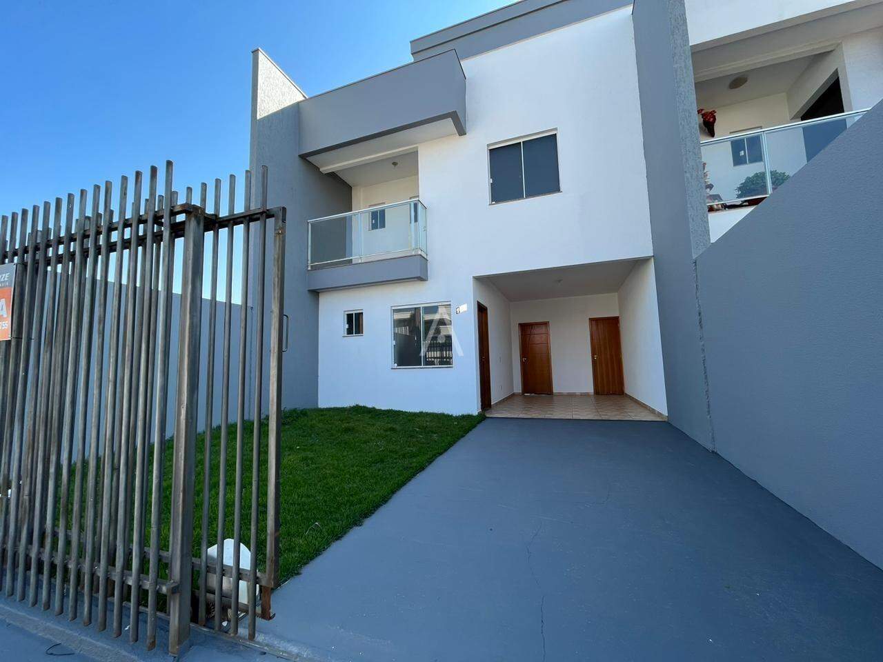 Sobrado para para aluguel no Bairro JARDIM GISELA em TOLEDO: 