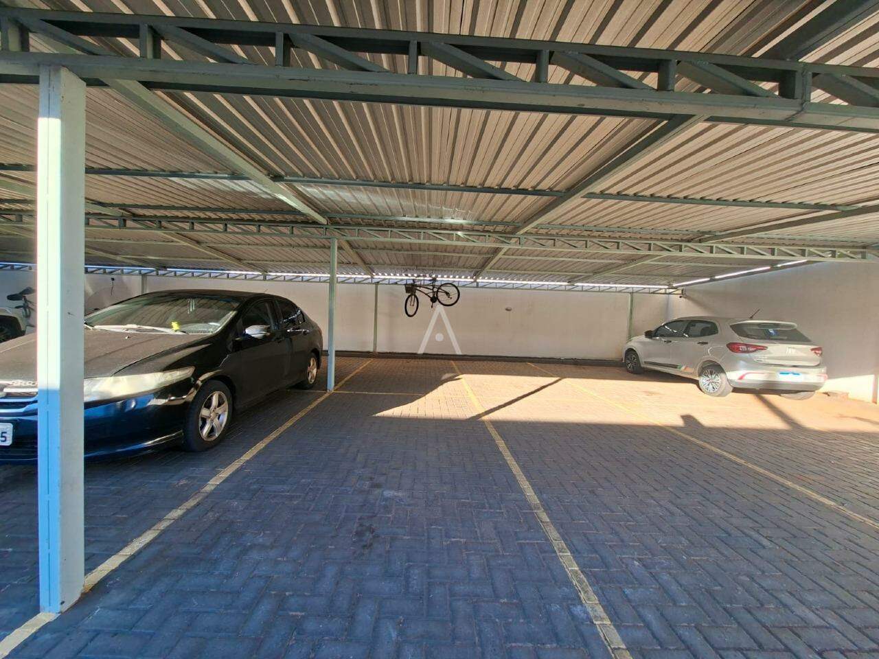 Apartamento para para aluguel no Bairro Pioneiros Catarinenses em CASCAVEL: 