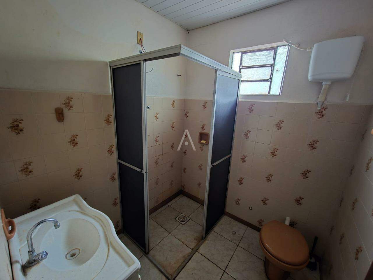 Casa Residencial para para aluguel no Bairro JARDIM BRESSAN em TOLEDO: 
