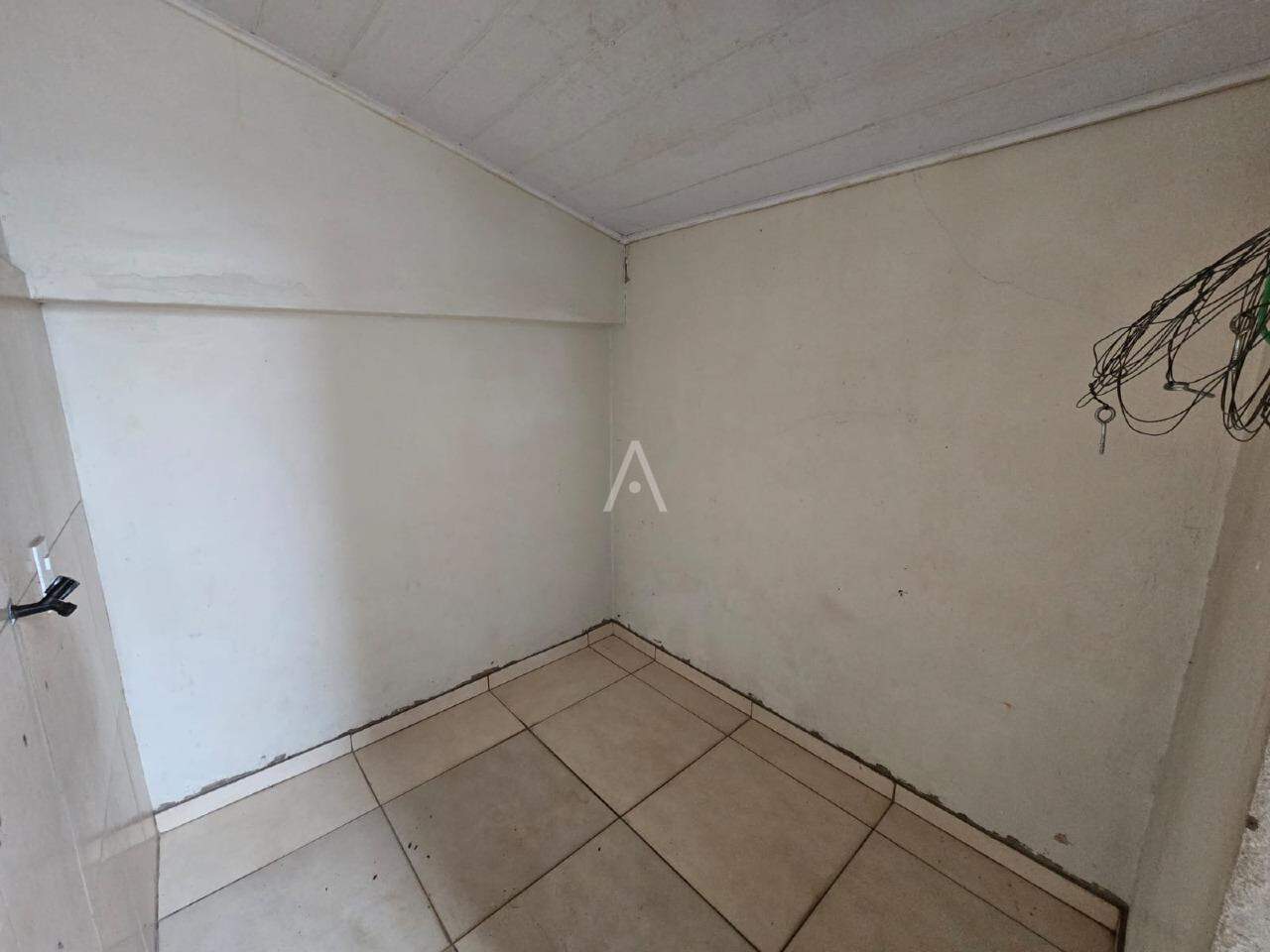Casa Residencial para para aluguel no Bairro JARDIM BRESSAN em TOLEDO: 