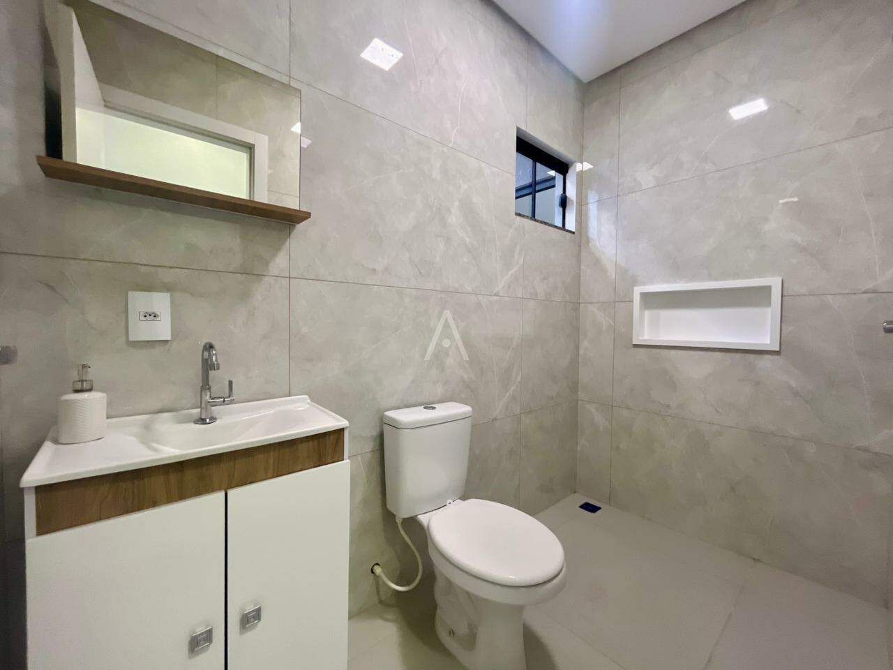 Casa Residencial para para aluguel no Bairro JARDIM COOPAGRO em TOLEDO: