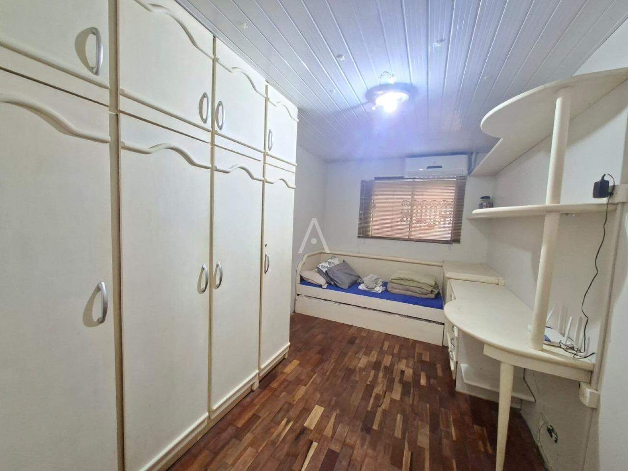 Casa Residencial para para aluguel no Bairro BRASILIA em CASCAVEL: 