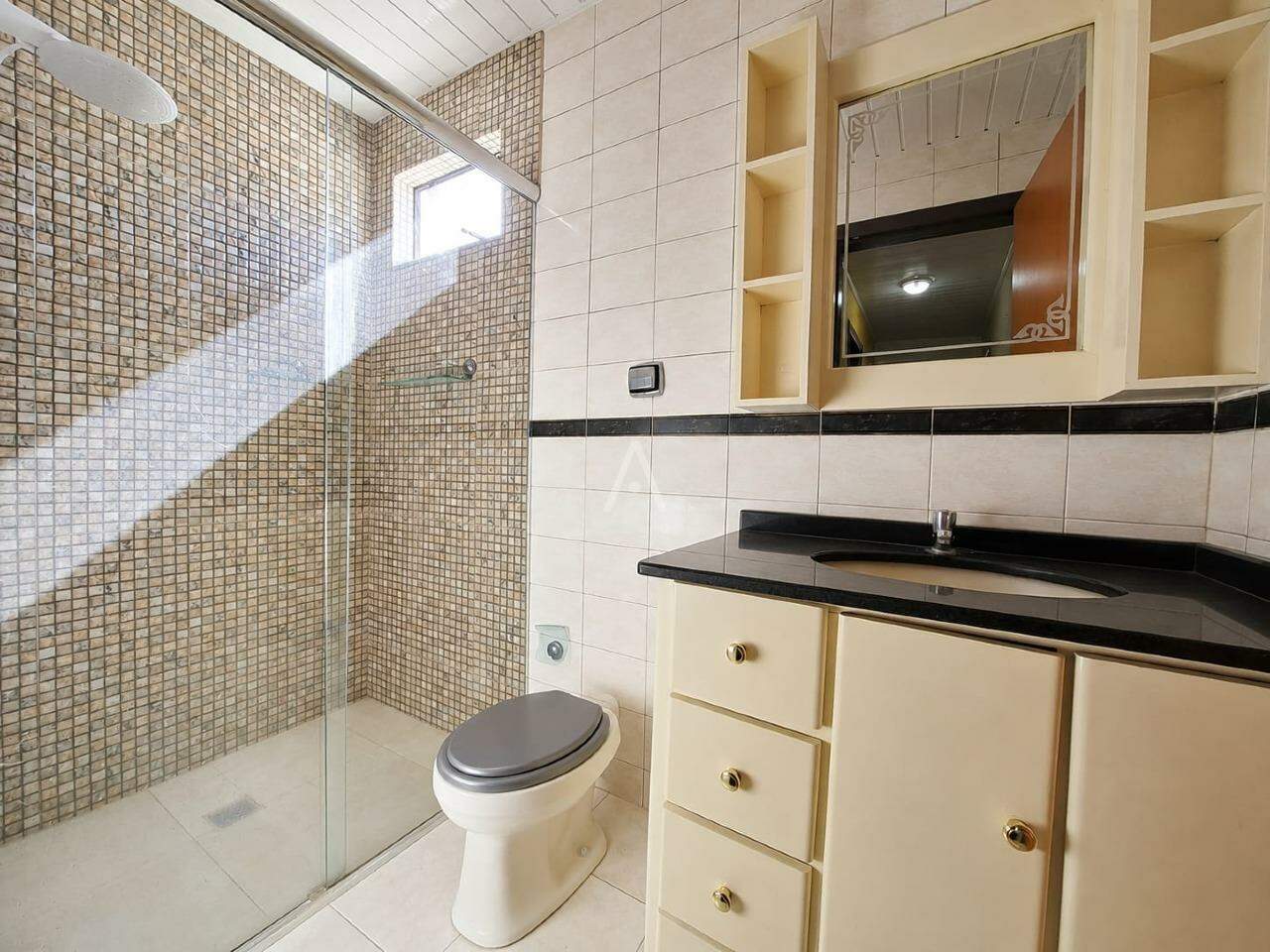 Casa Residencial para para aluguel no Bairro BRASILIA em CASCAVEL: 