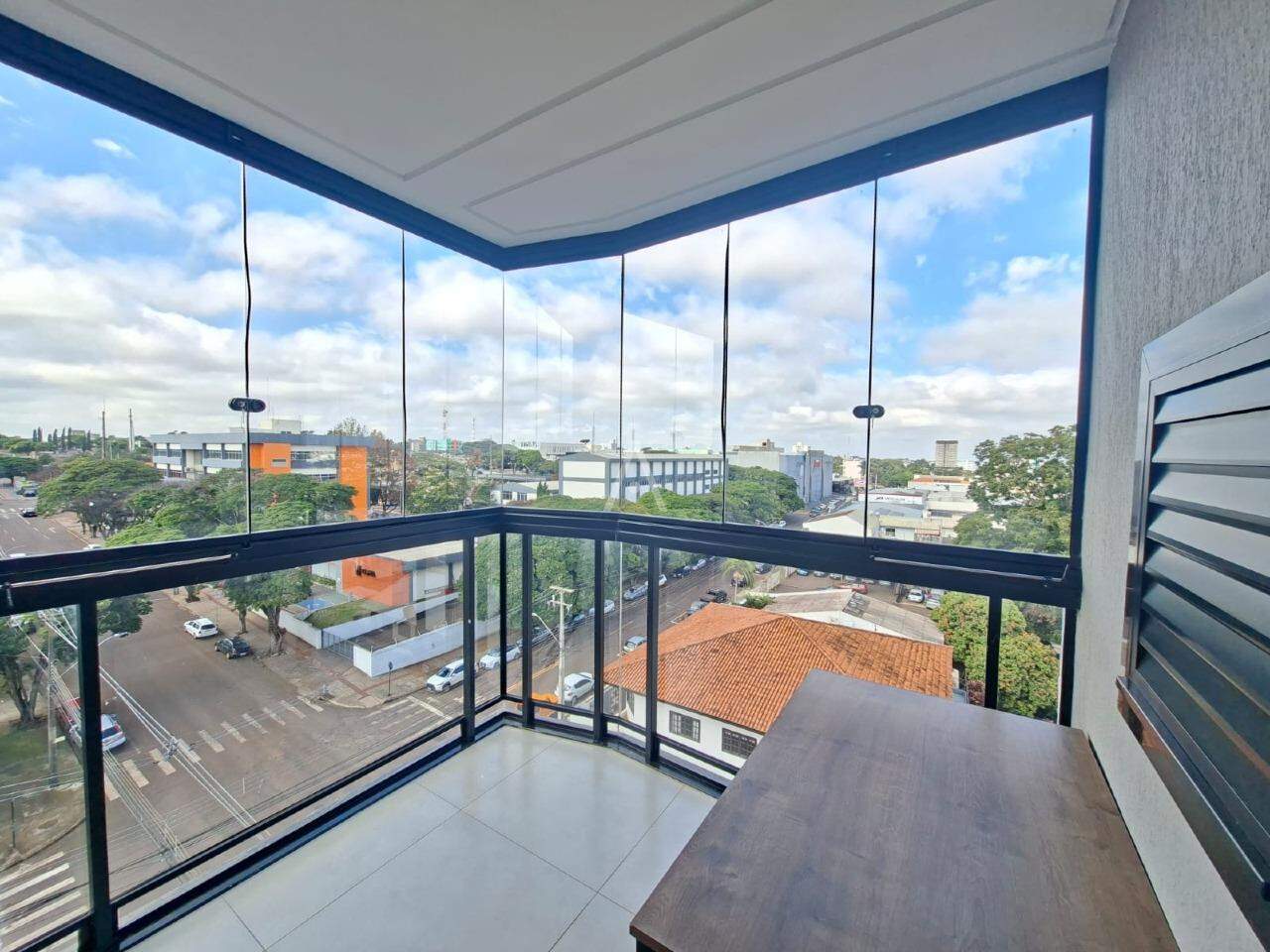 Apartamento para para aluguel no Bairro CENTRO em CASCAVEL: 