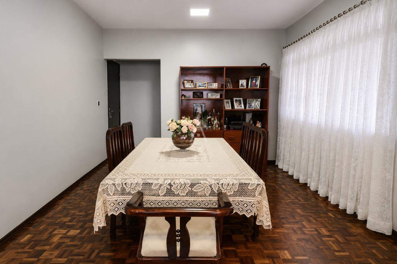 Casa Residencial para à venda no Bairro RECANTO TROPICAL em CASCAVEL: 