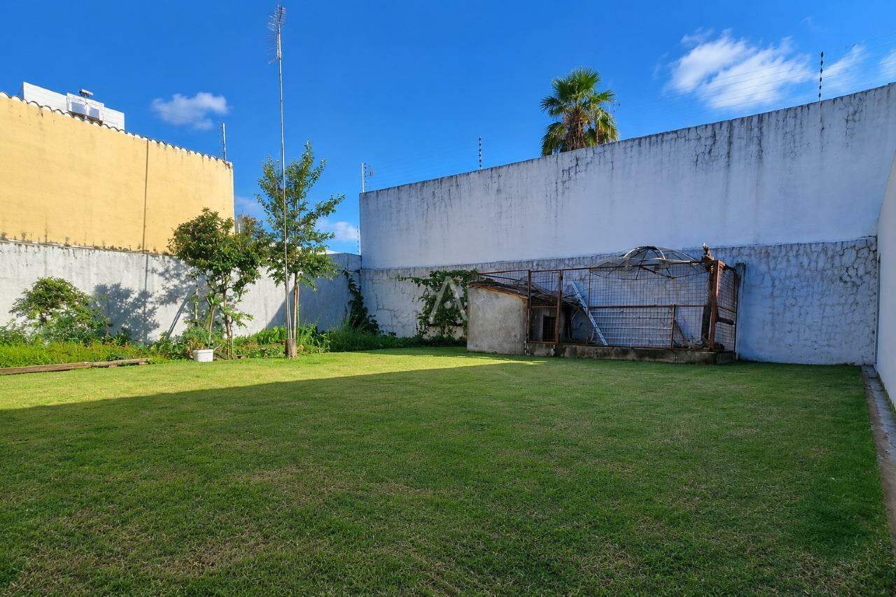 Casa Residencial para à venda no Bairro RECANTO TROPICAL em CASCAVEL: 