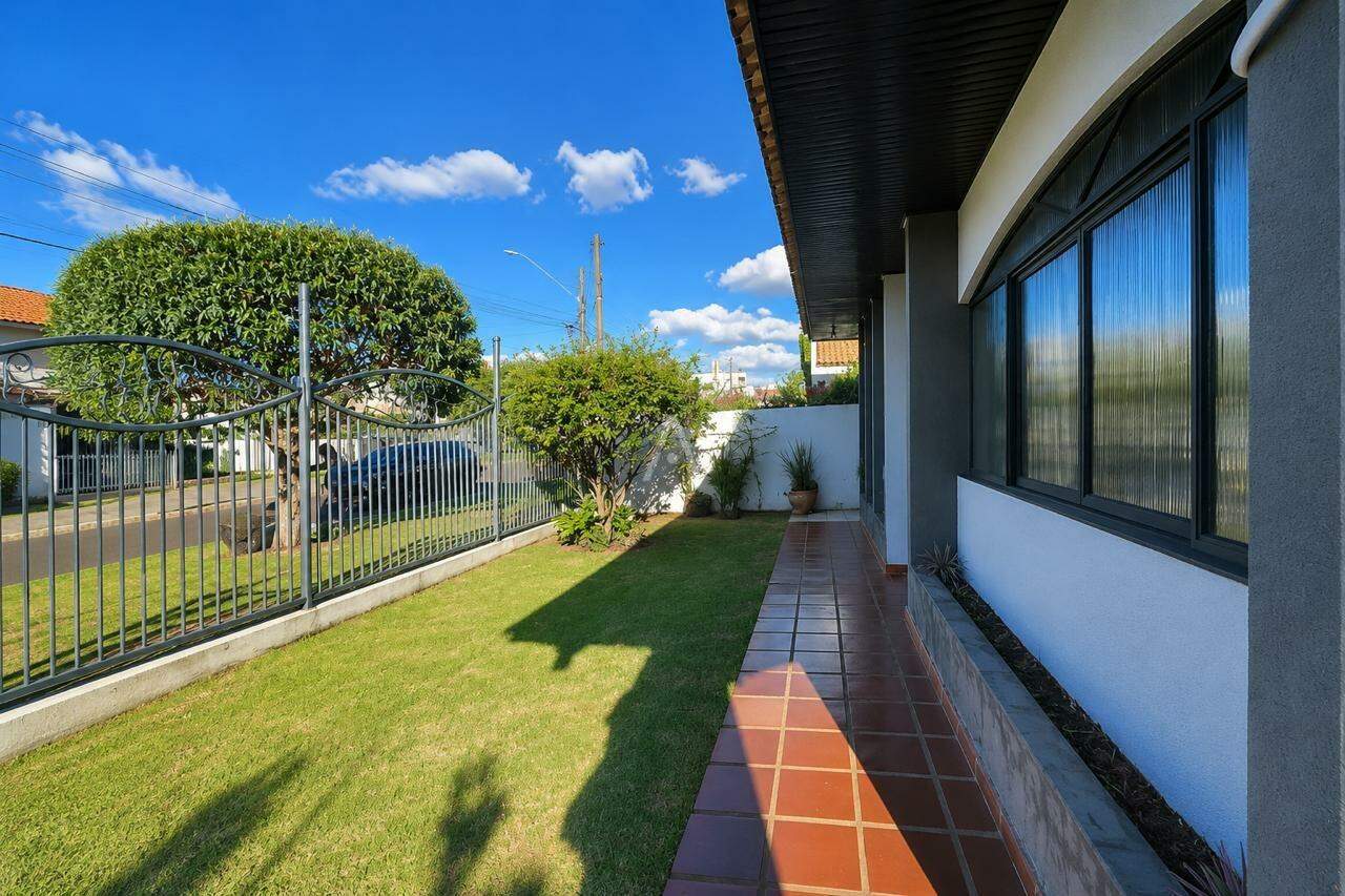 Casa Residencial para à venda no Bairro RECANTO TROPICAL em CASCAVEL: 