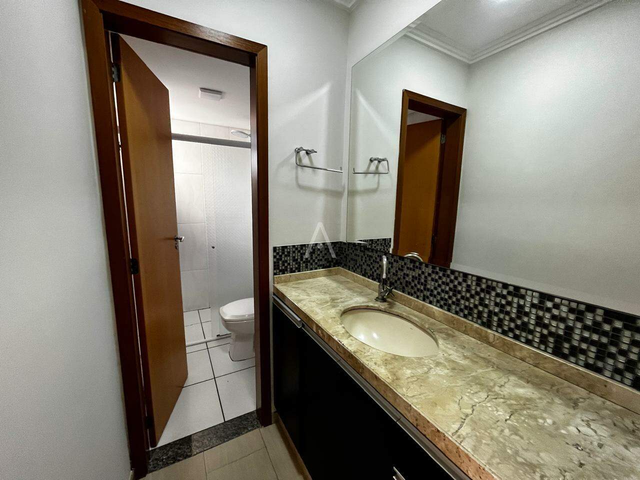 Apartamento para à venda no Bairro COUNTRY em CASCAVEL: 