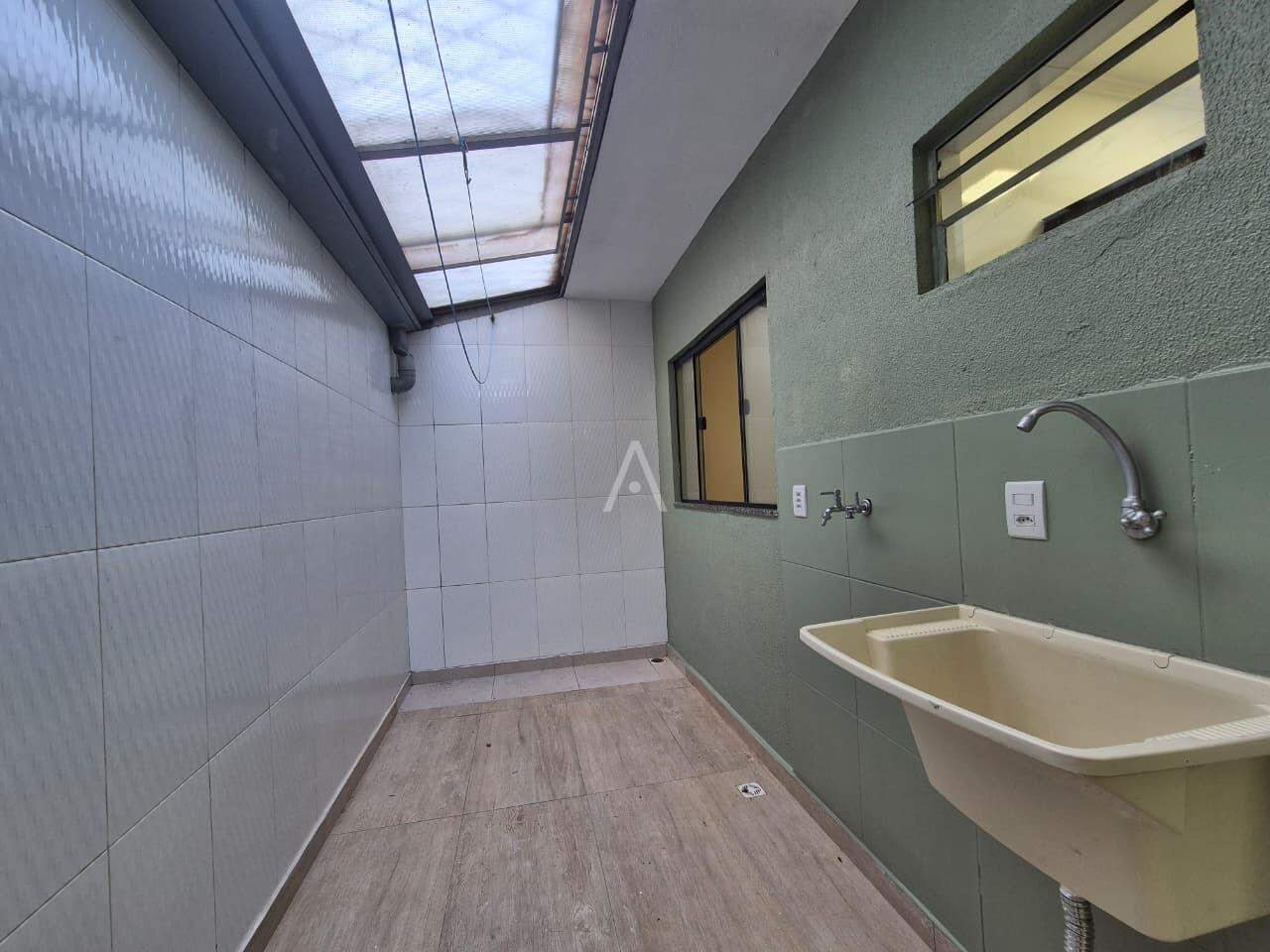 Casa Residencial para à venda no Bairro COUNTRY em CASCAVEL: 