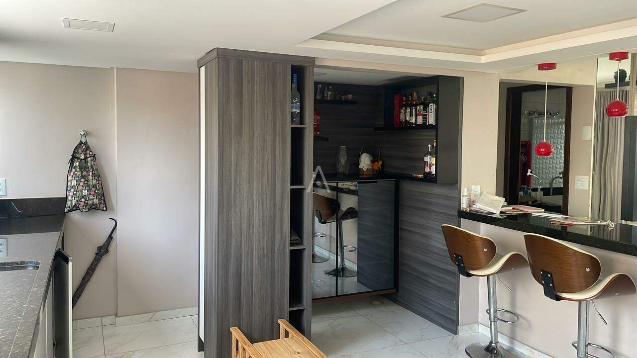Apartamento para à venda no Bairro CENTRO em CASCAVEL: 