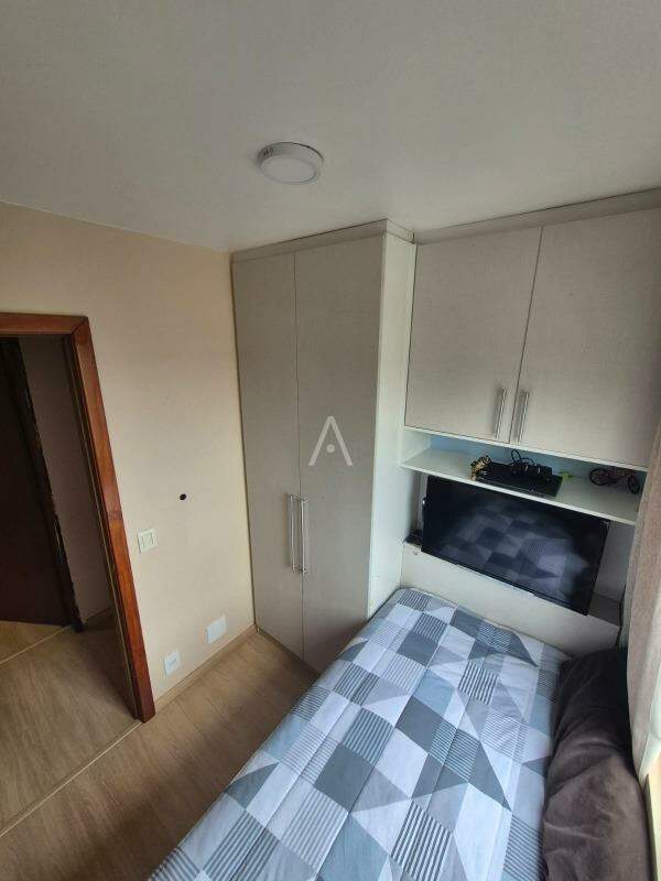 Apartamento para à venda no Bairro REGIAO DO LAGO em CASCAVEL: