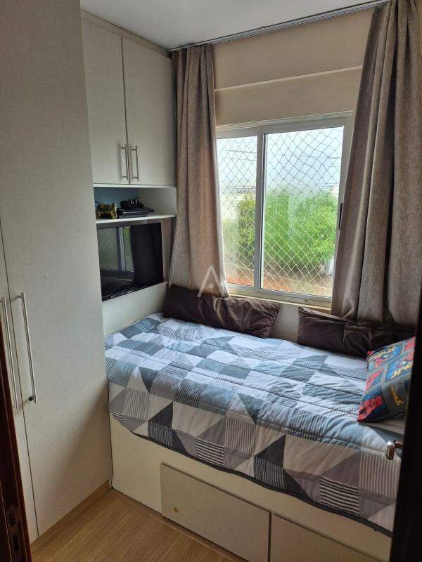 Apartamento para à venda no Bairro REGIAO DO LAGO em CASCAVEL: