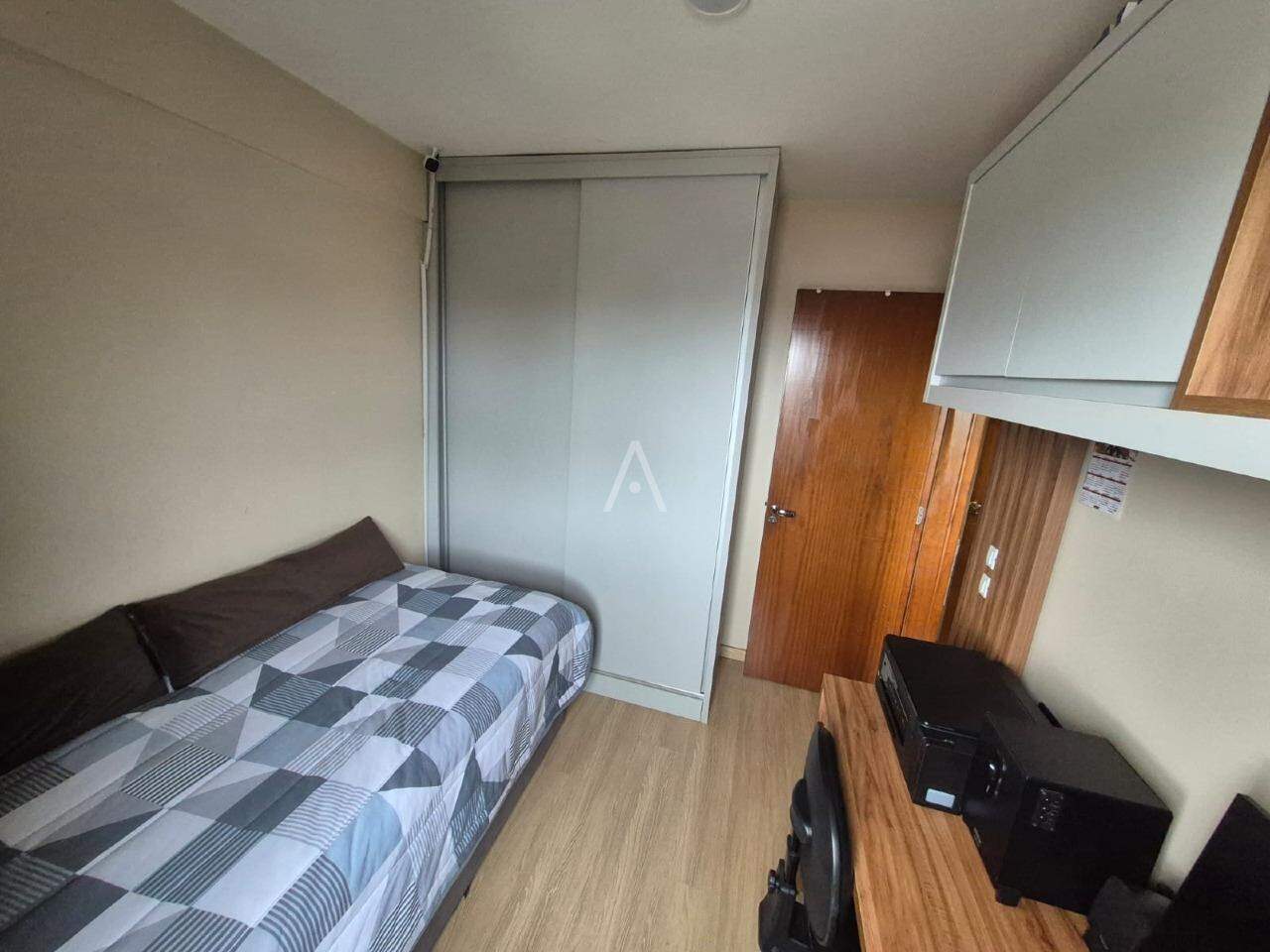 Apartamento para à venda no Bairro REGIAO DO LAGO em CASCAVEL: