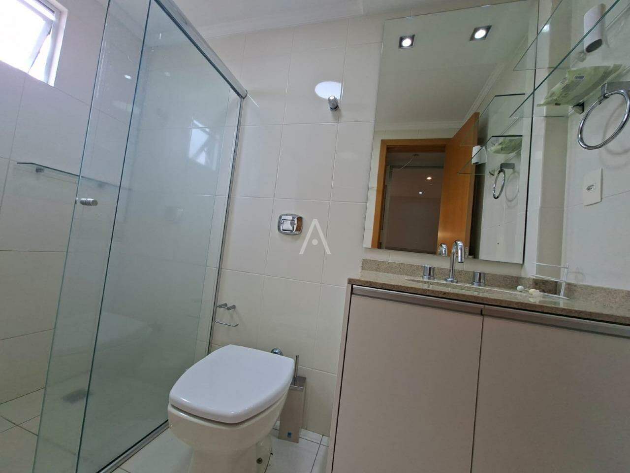 Apartamento para para aluguel no Bairro CENTRO em CASCAVEL: 