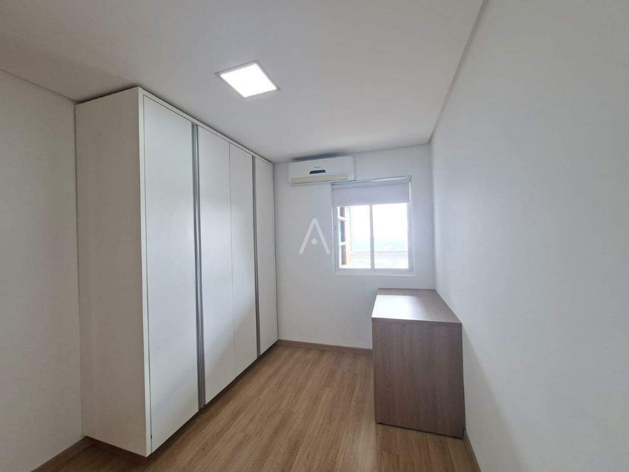 Apartamento para para aluguel no Bairro CENTRO em CASCAVEL: 