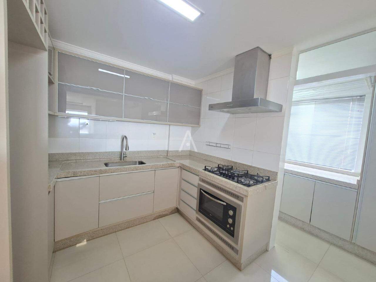 Apartamento para para aluguel no Bairro CENTRO em CASCAVEL: 