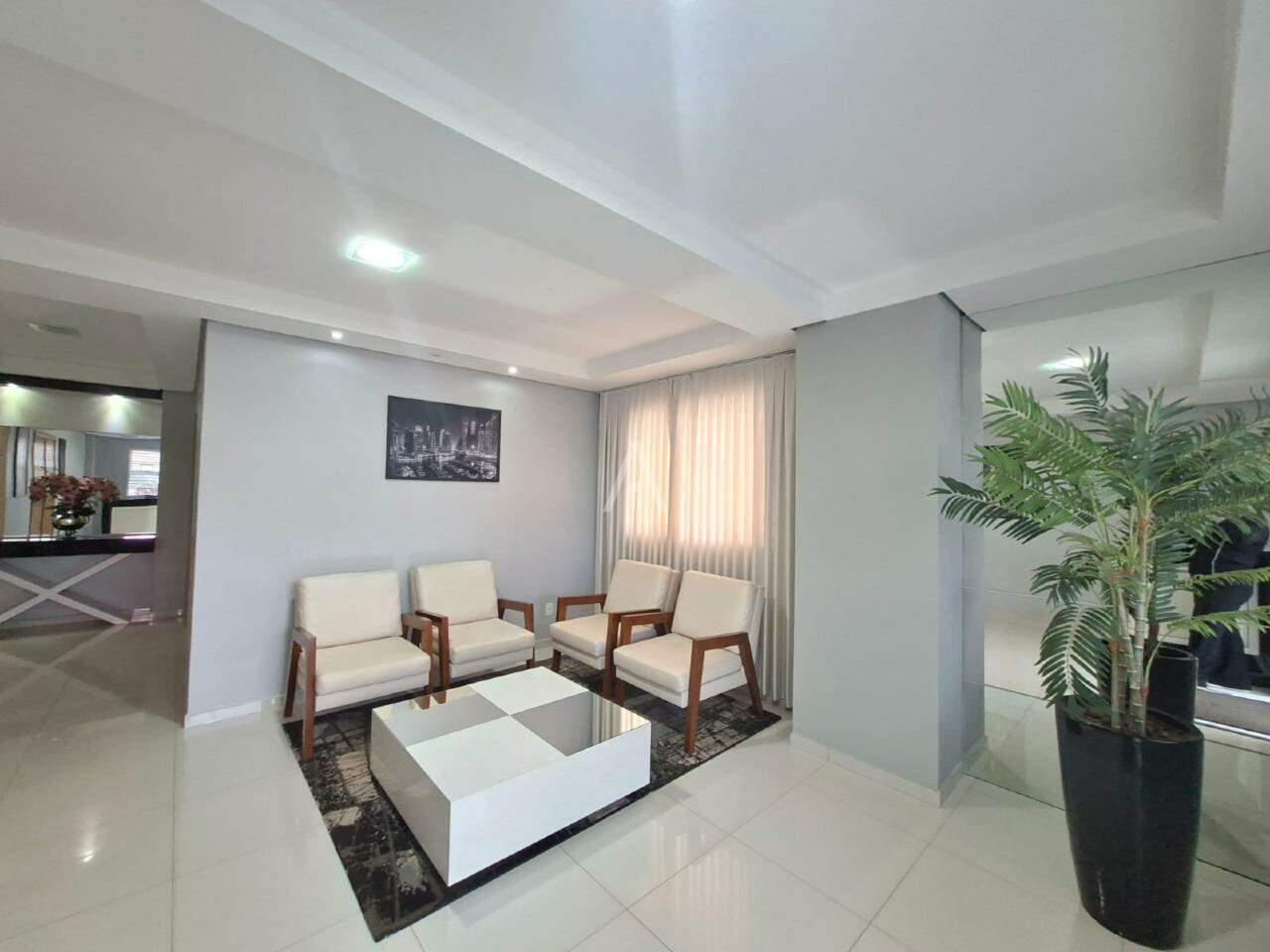 Apartamento para para aluguel no Bairro CENTRO em CASCAVEL: 