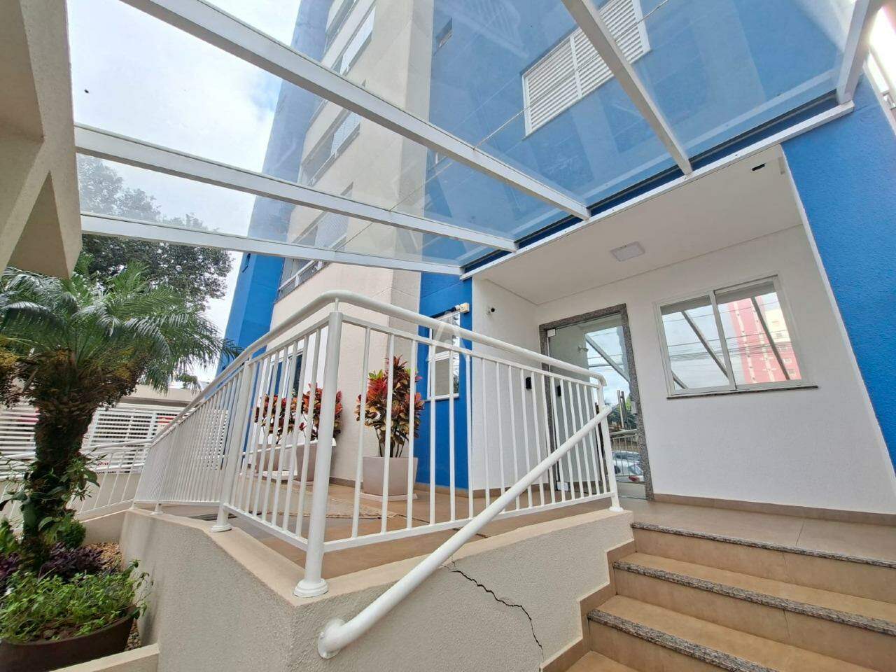 Apartamento para para aluguel no Bairro CENTRO em CASCAVEL: 