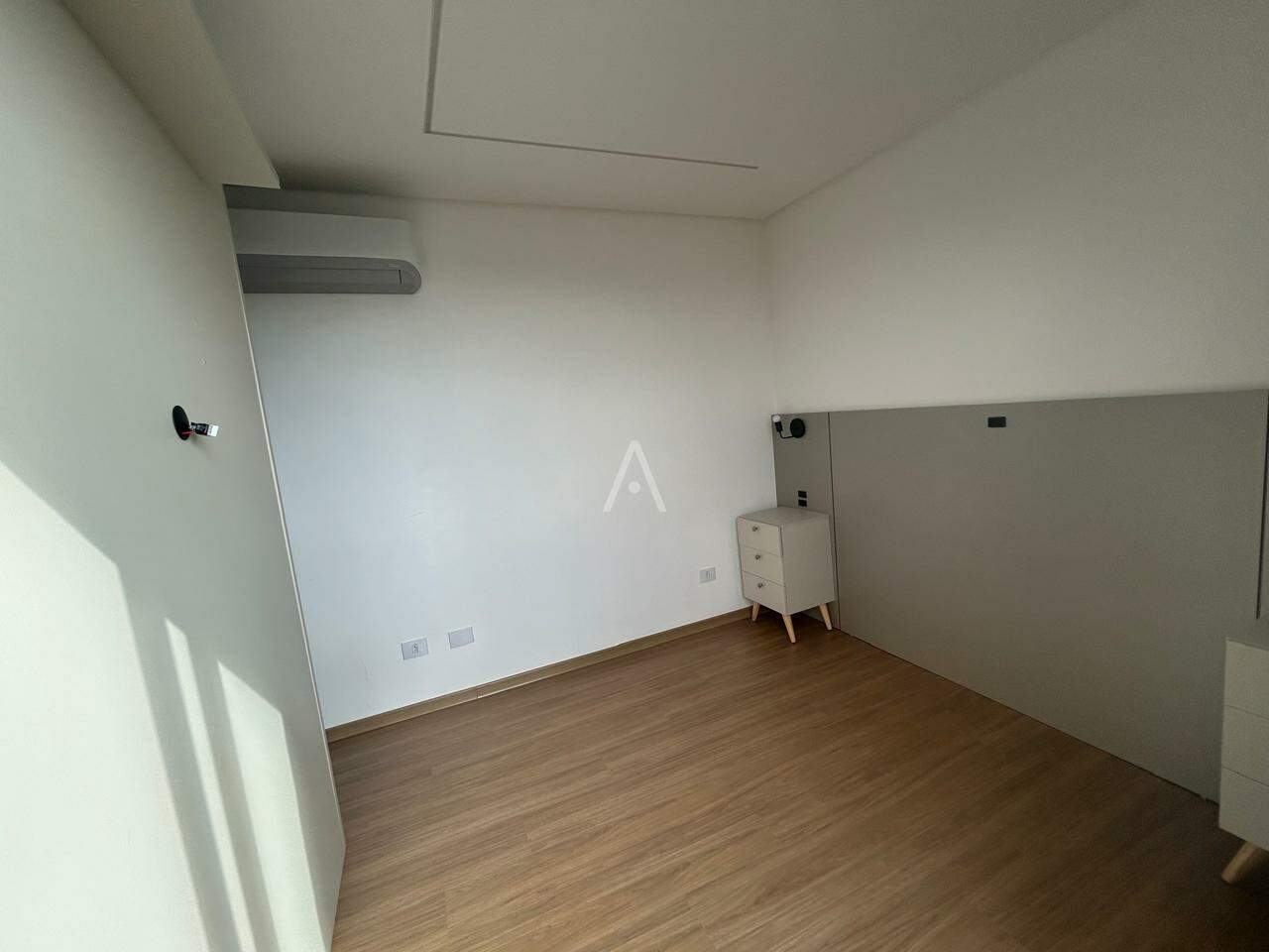 Apartamento para para aluguel no Bairro CANCELLI em CASCAVEL: SUITE