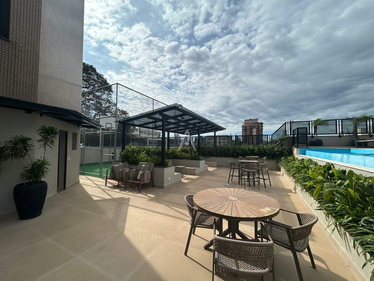 Apartamento para para aluguel no Bairro CENTRO em CASCAVEL: 