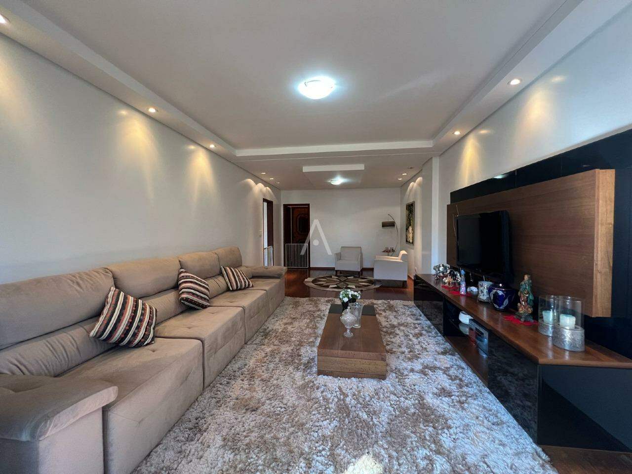 Apartamento para para aluguel no Bairro CENTRO em CASCAVEL: 