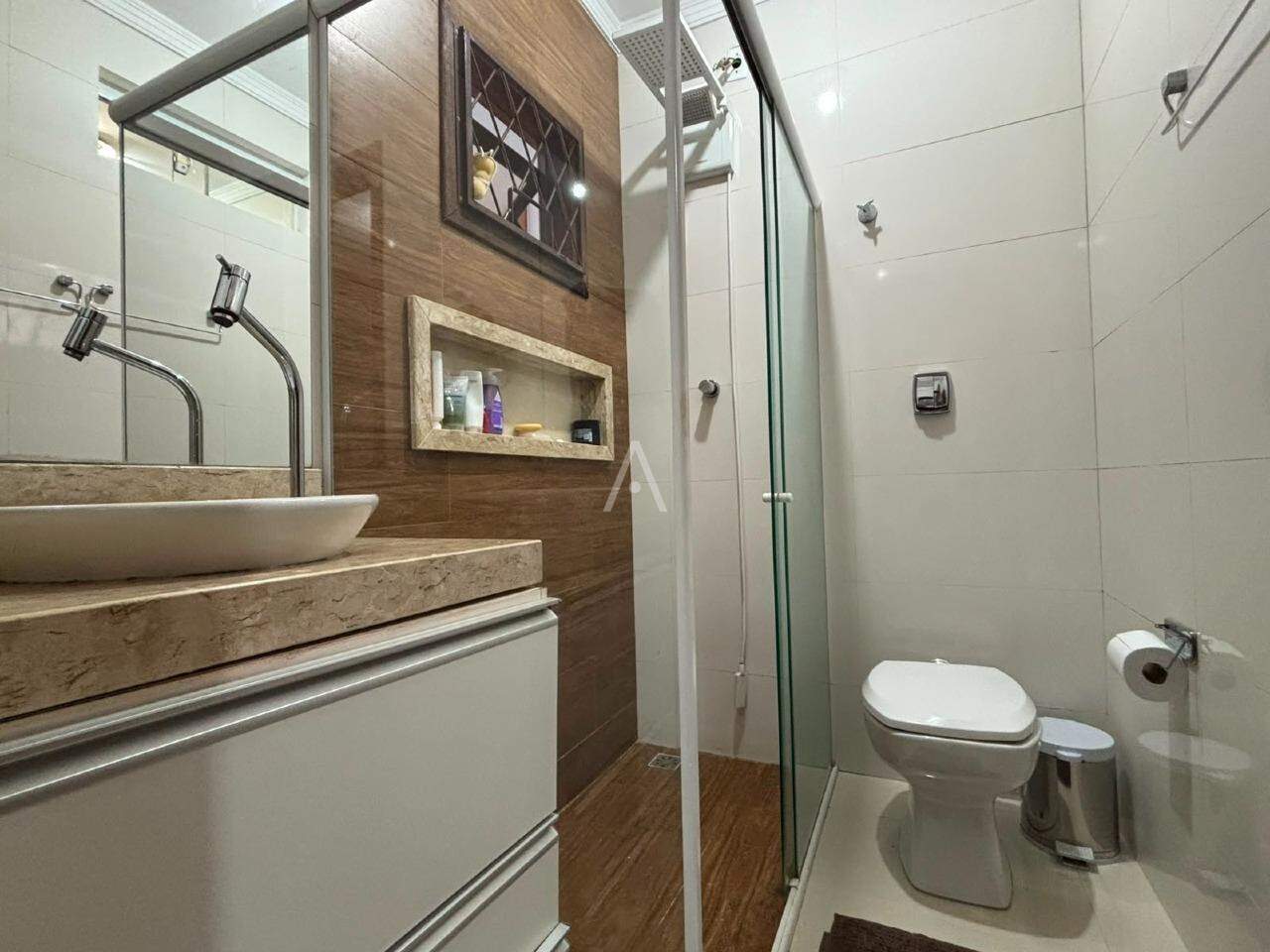 Casa Residencial para à venda no Bairro CANCELLI em CASCAVEL: 