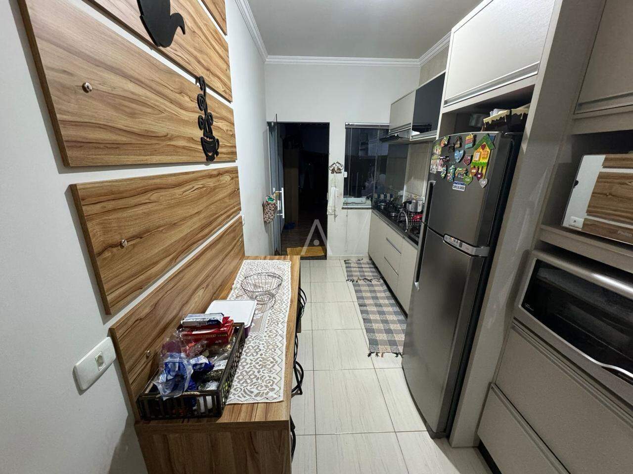 Casa Residencial para à venda no Bairro 14 DE NOVEMBRO em CASCAVEL: 