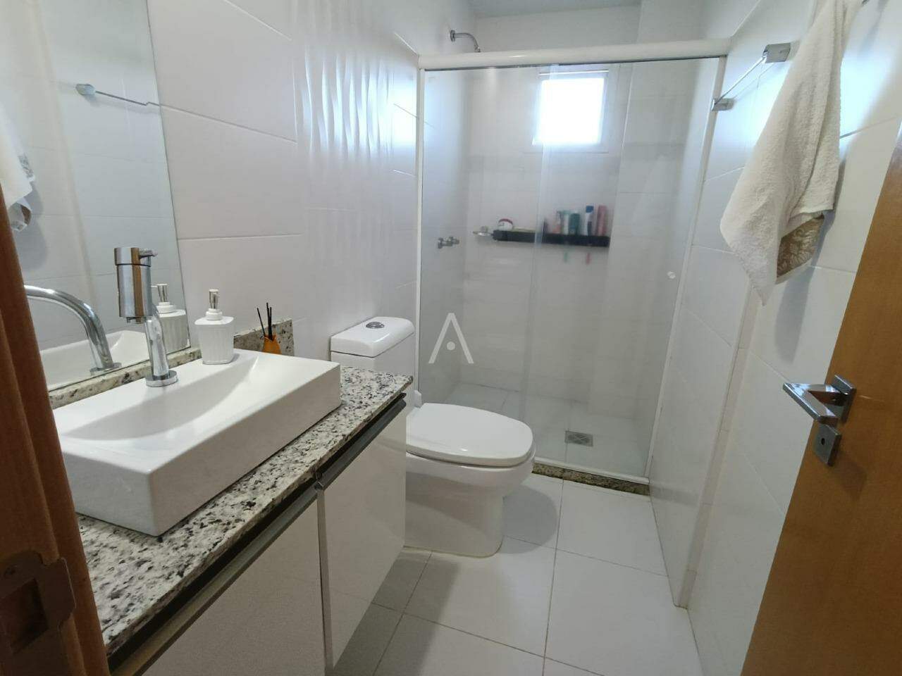 Apartamento para para aluguel no Bairro CENTRO em CASCAVEL: