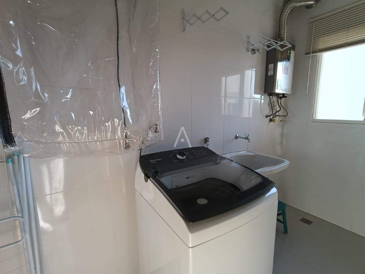 Apartamento para para aluguel no Bairro CENTRO em CASCAVEL: