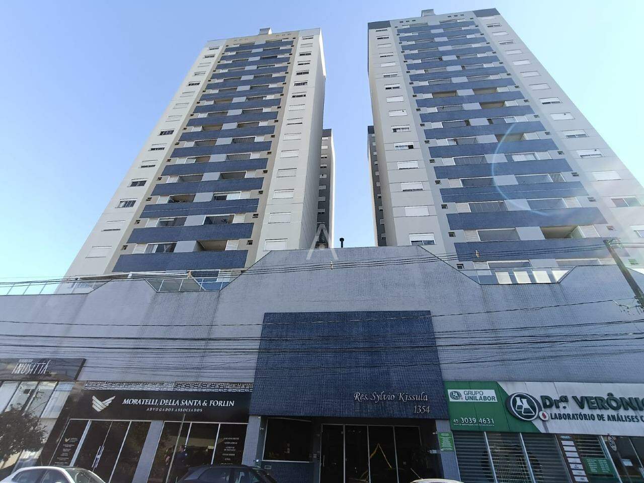 Apartamento para para aluguel no Bairro CENTRO em CASCAVEL: 