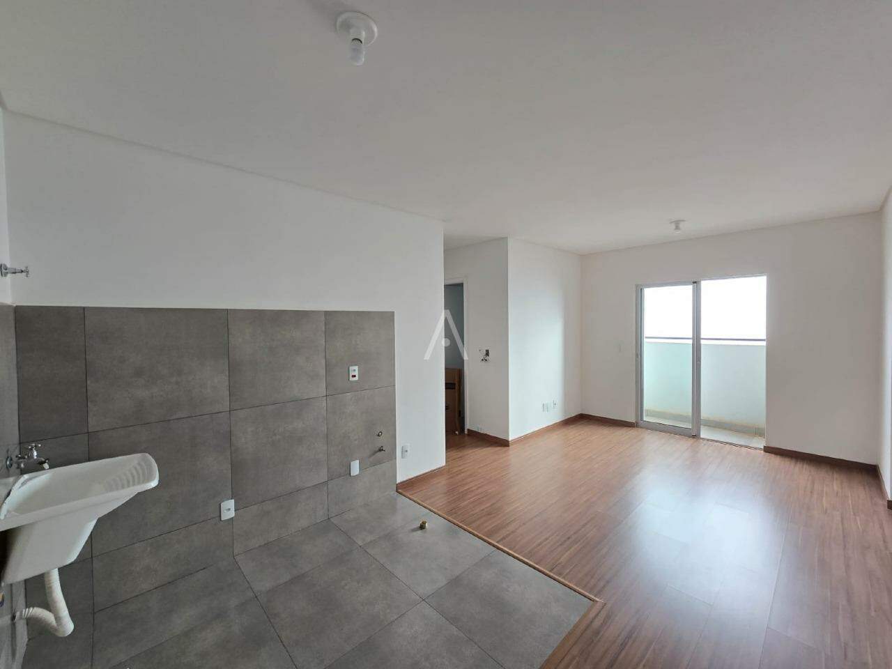 Apartamento para para aluguel no Bairro VILA INDUSTRIAL em TOLEDO: 