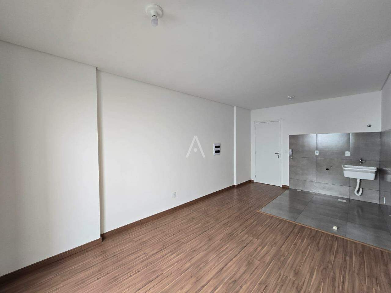 Apartamento para para aluguel no Bairro VILA INDUSTRIAL em TOLEDO: 