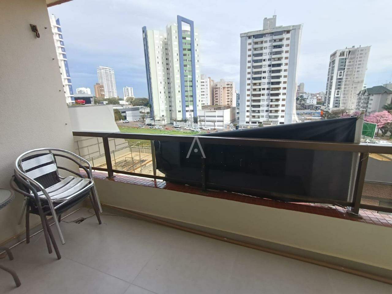 Apartamento para à venda no Bairro CENTRO em CASCAVEL: 