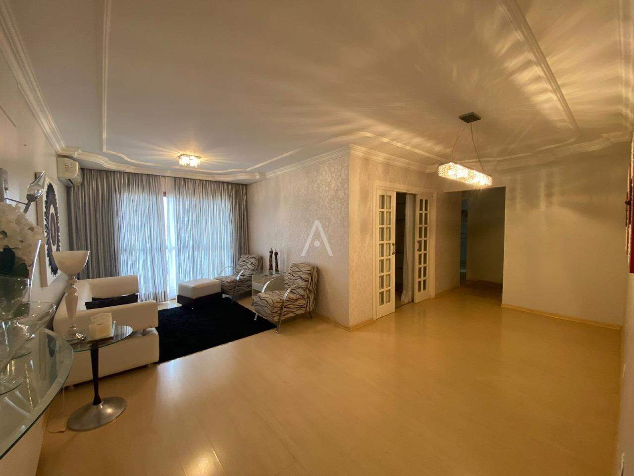 Apartamento para à venda no Bairro CENTRO em CASCAVEL: 