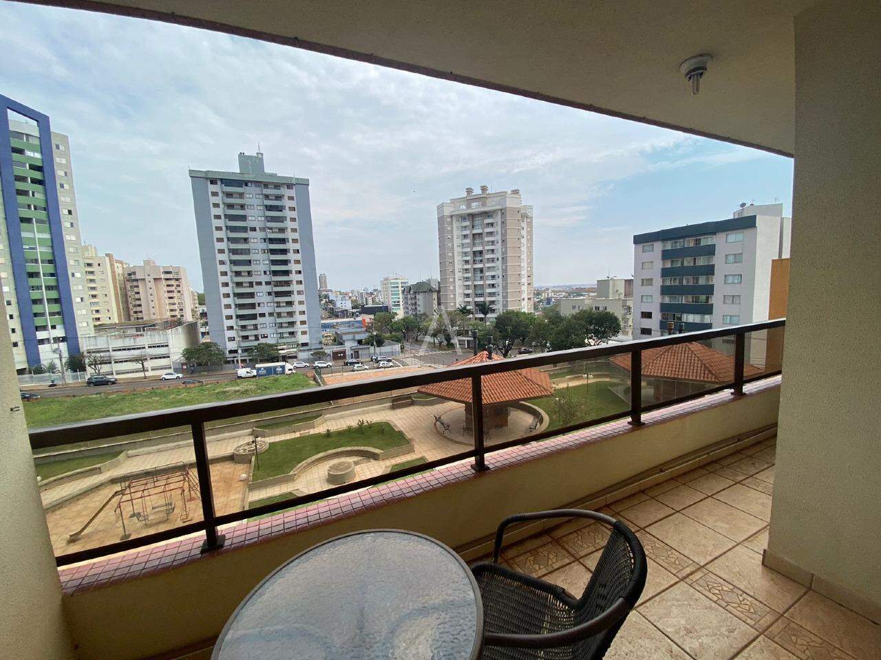 Apartamento para à venda no Bairro CENTRO em CASCAVEL: