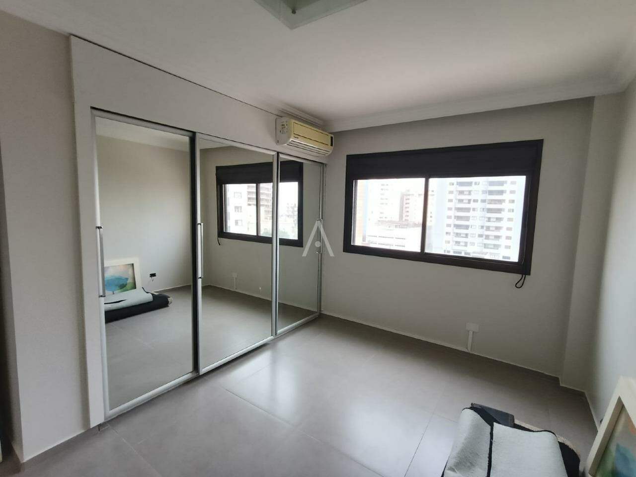 Apartamento para à venda no Bairro CENTRO em CASCAVEL: 