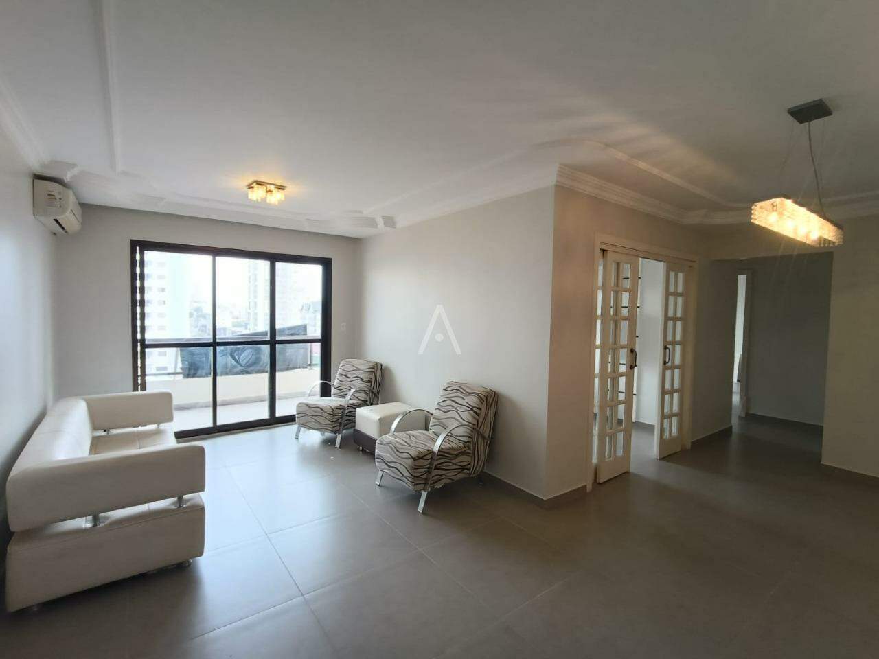 Apartamento para à venda no Bairro CENTRO em CASCAVEL: 
