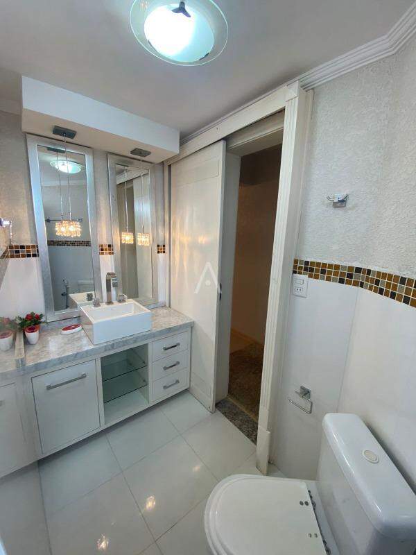 Apartamento para à venda no Bairro CENTRO em CASCAVEL: