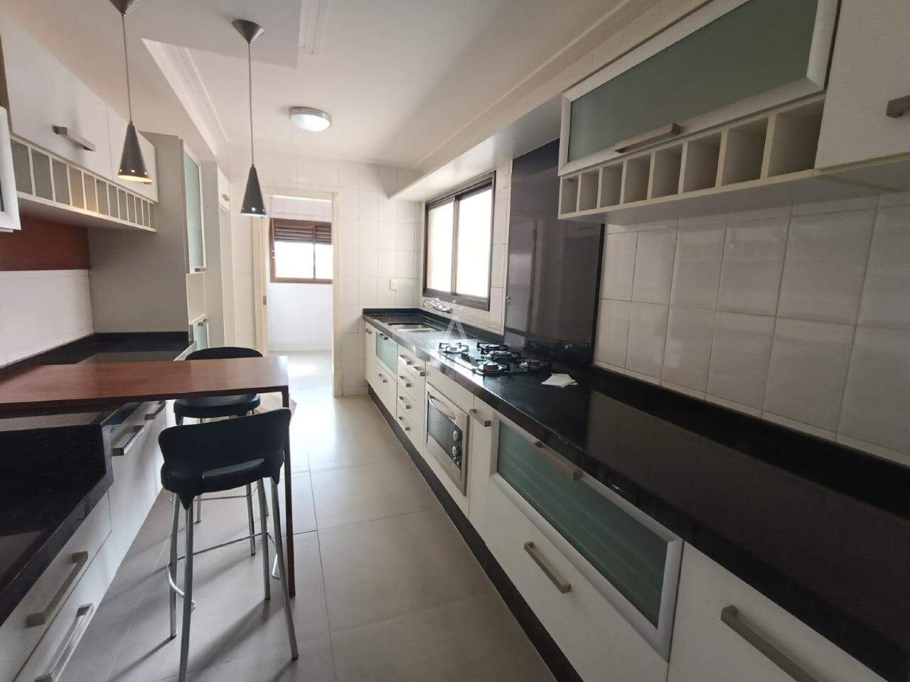 Apartamento para à venda no Bairro CENTRO em CASCAVEL: 