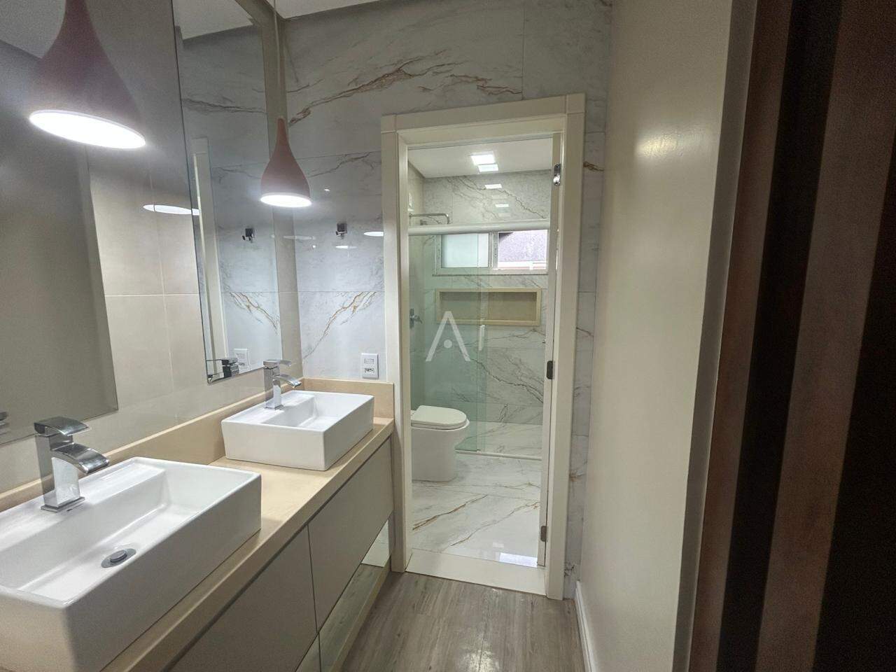 Casa Residencial para para aluguel no Bairro CENTRO em CASCAVEL: suite principal