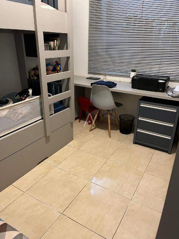 Casa Residencial para para aluguel no Bairro SANTA CRUZ em CASCAVEL: