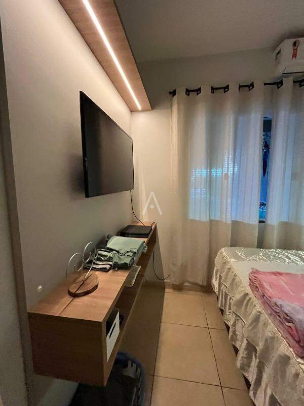 Casa Residencial para para aluguel no Bairro SANTA CRUZ em CASCAVEL: