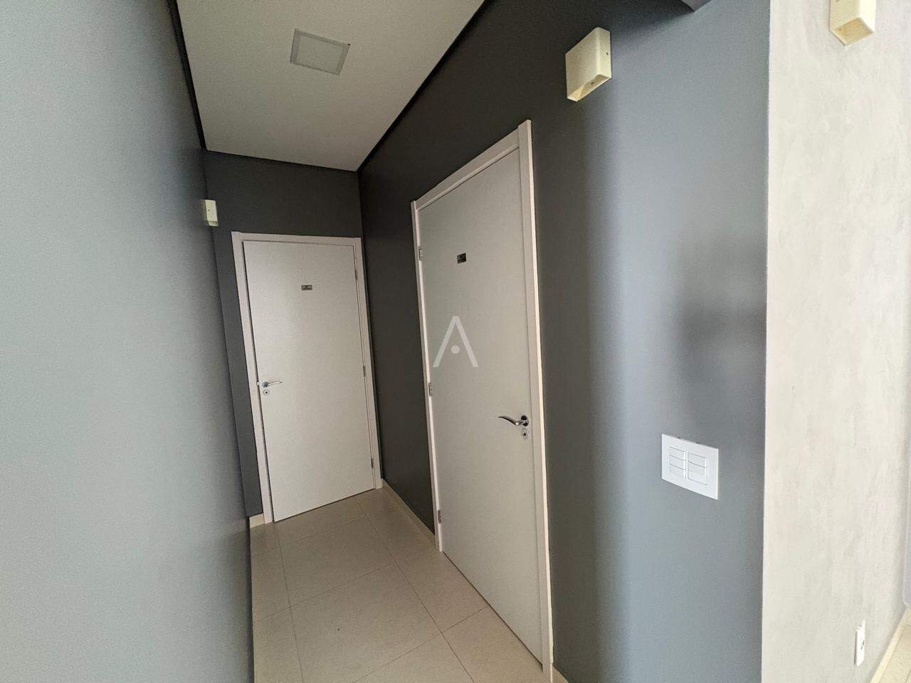 Apartamento para para aluguel no Bairro CENTRO em CASCAVEL: banheiros salão de festa