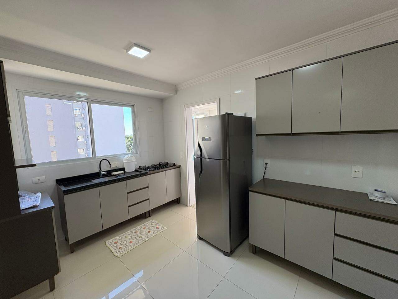 Apartamento para para aluguel no Bairro CENTRO em CASCAVEL: