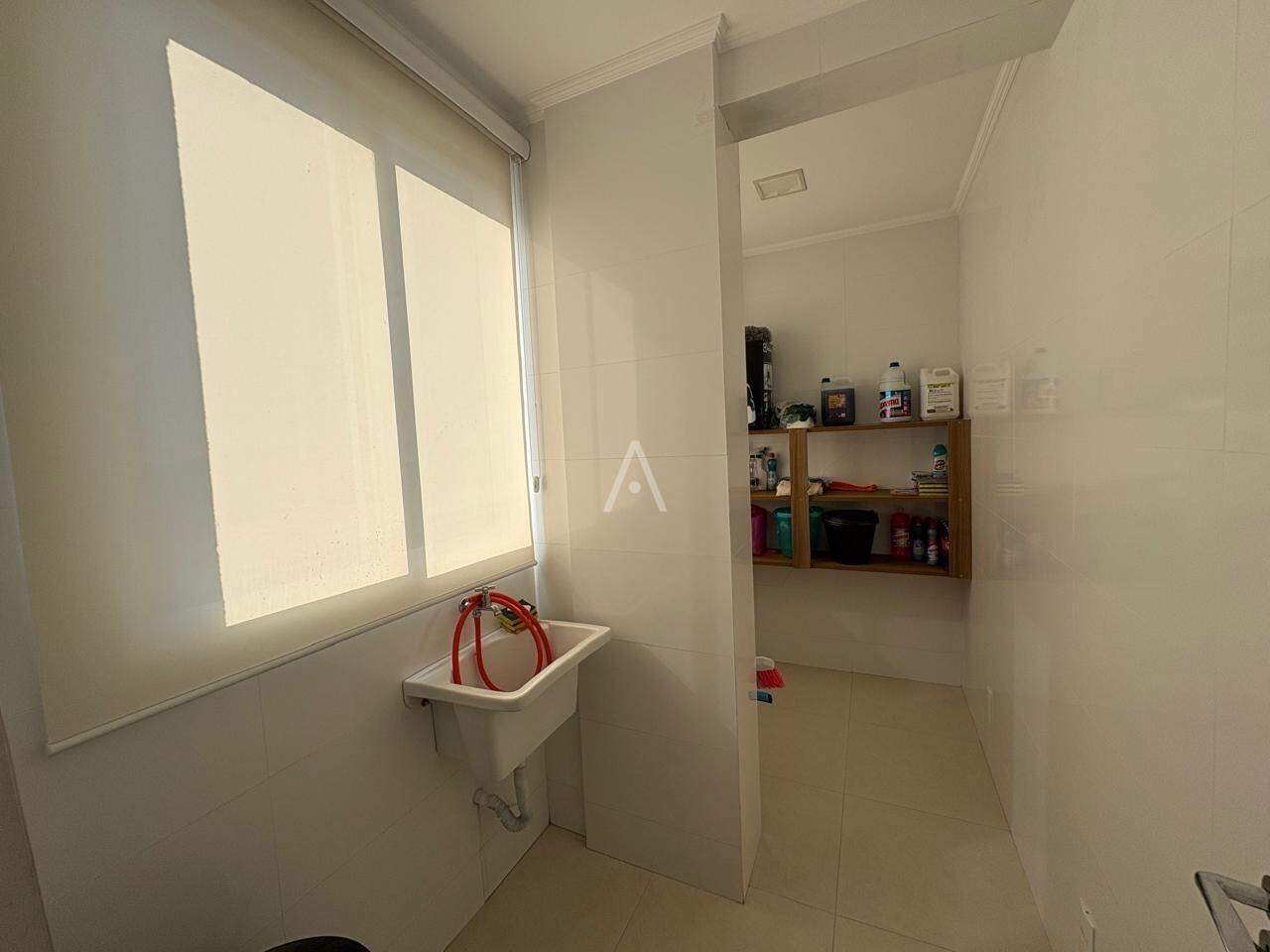 Apartamento para para aluguel no Bairro CENTRO em CASCAVEL: área de serviço salão de festa