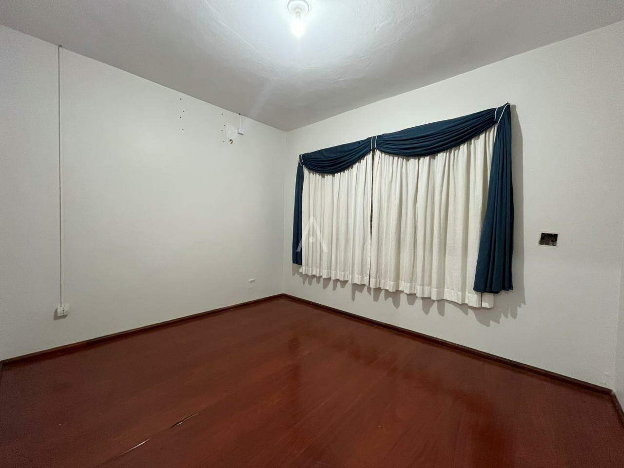 Casa Residencial para à venda no Bairro JARDIM PORTO ALEGRE em TOLEDO: 