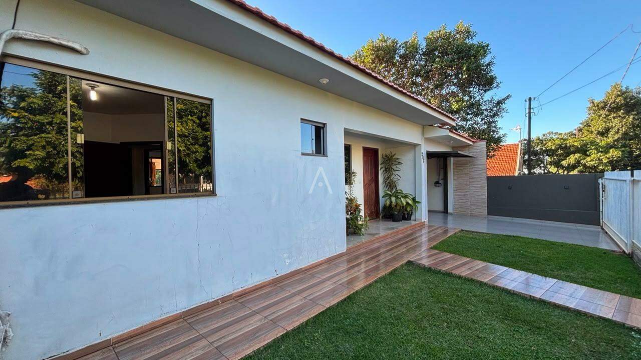 Casa Residencial para à venda no Bairro SEDE ALVORADA em CASCAVEL: 