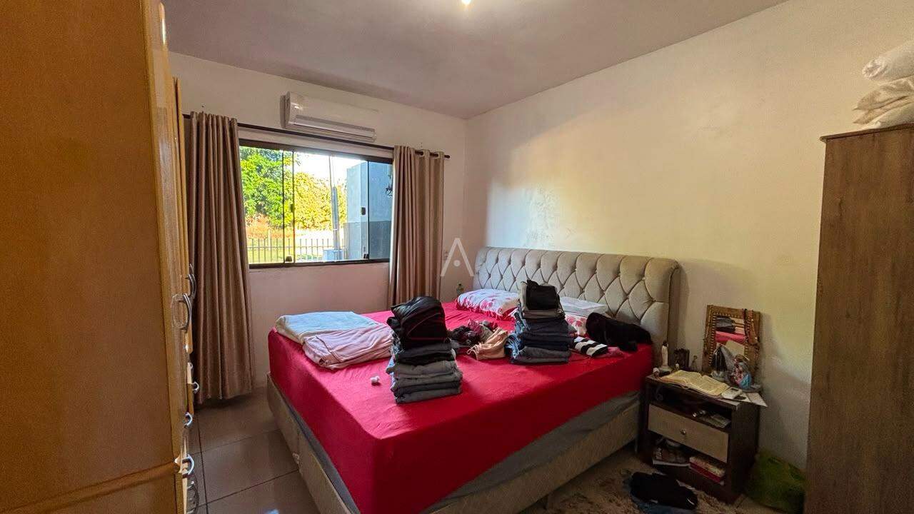 Casa Residencial para à venda no Bairro SEDE ALVORADA em CASCAVEL: 