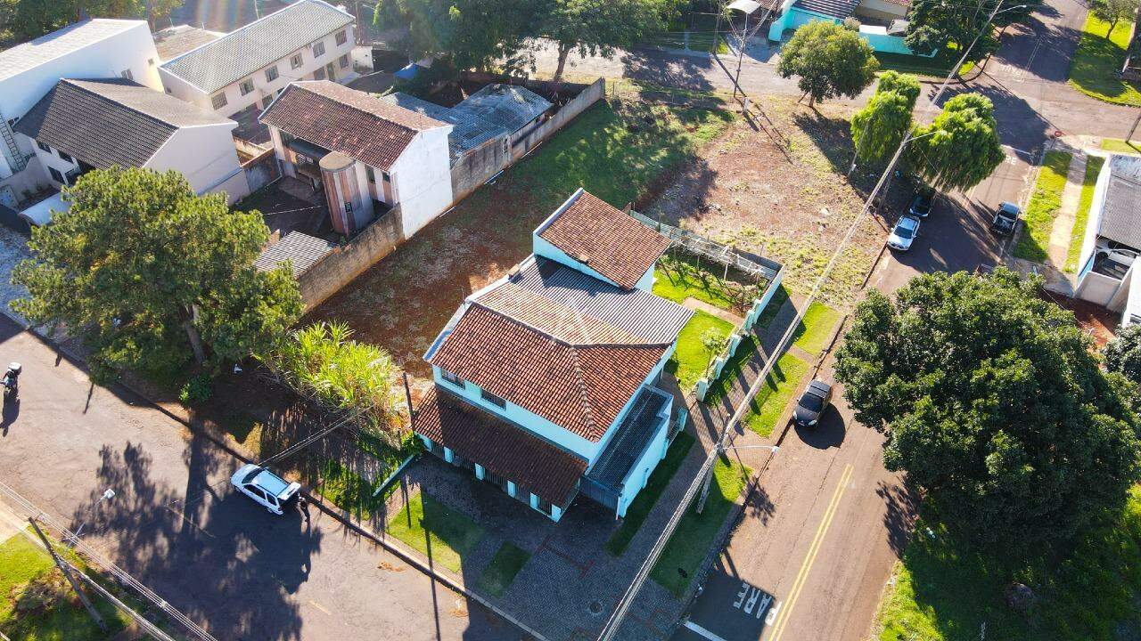 Terreno para à venda no Bairro UNIVERSITARIO em CASCAVEL: