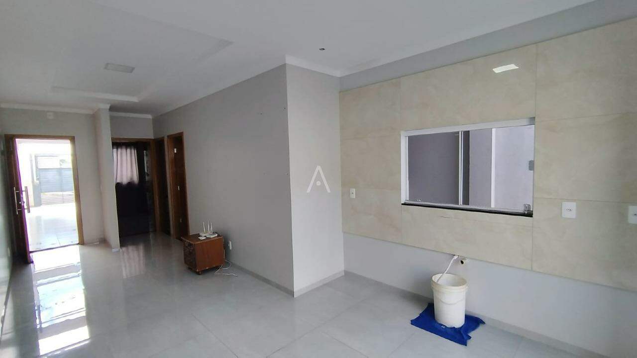 Casa Residencial para à venda no Bairro JARDIM COOPAGRO em TOLEDO: 